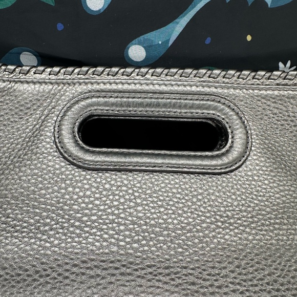 MICHAEL KORS | Chelsea Metallic Silver Whipped Bag - Picture 6 of 8